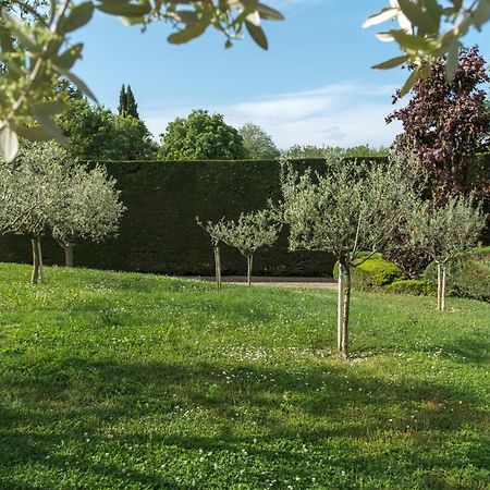 Villa Carini With 3000 Mq Garden & Heated Pool Castelnuovo del Garda Bagian luar foto